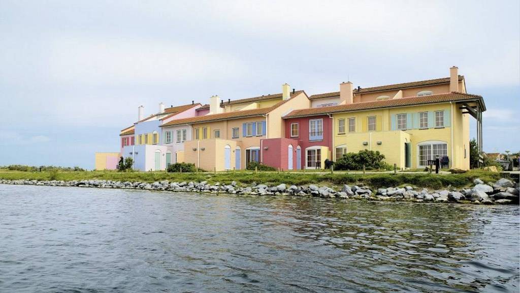 Klaas Hummel verkoopt Center Parcs-huisjes aan particulieren